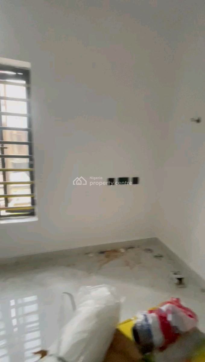 Spacious and Exclusive 3 Bedrooms Apartment, Anthony, Maryland, Lagos, Flat / Apartment for Rent