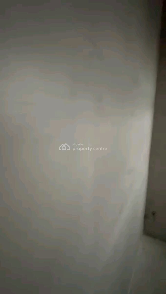 Spacious and Exclusive 3 Bedrooms Apartment, Anthony, Maryland, Lagos, Flat / Apartment for Rent