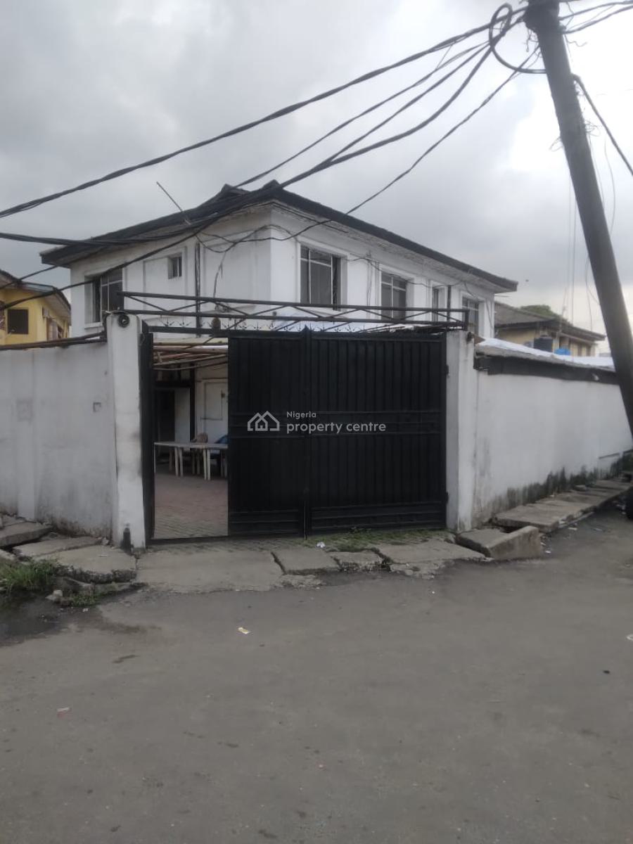 a Redevelopable Detached House, Bornu Crescent, Apapa, Lagos, House for Sale