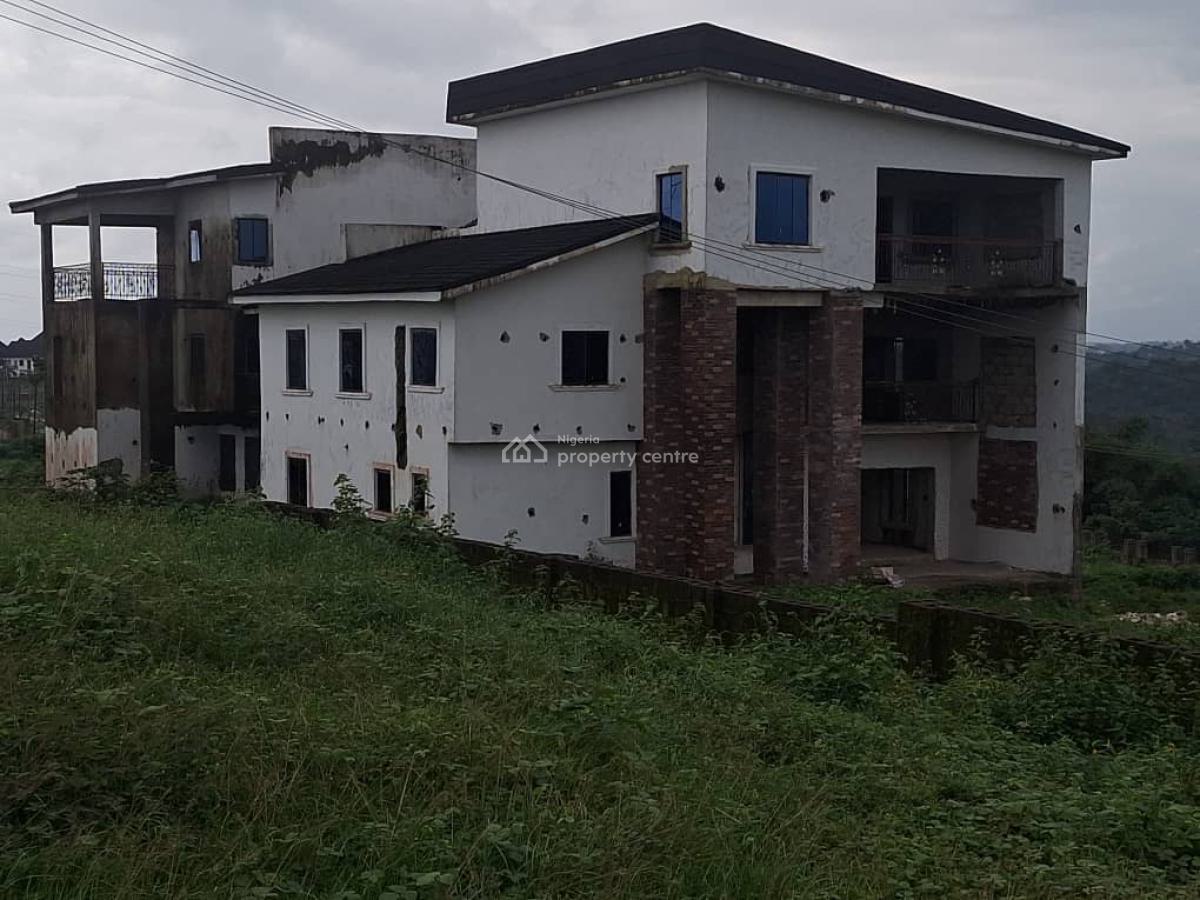 Eight Bedrooms Duplex with Bq, Summit Hills, Calabar, Cross River, Detached Duplex for Sale