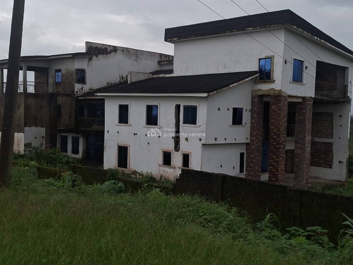 Eight Bedrooms Duplex with Bq, Summit Hills, Calabar, Cross River, Detached Duplex for Sale