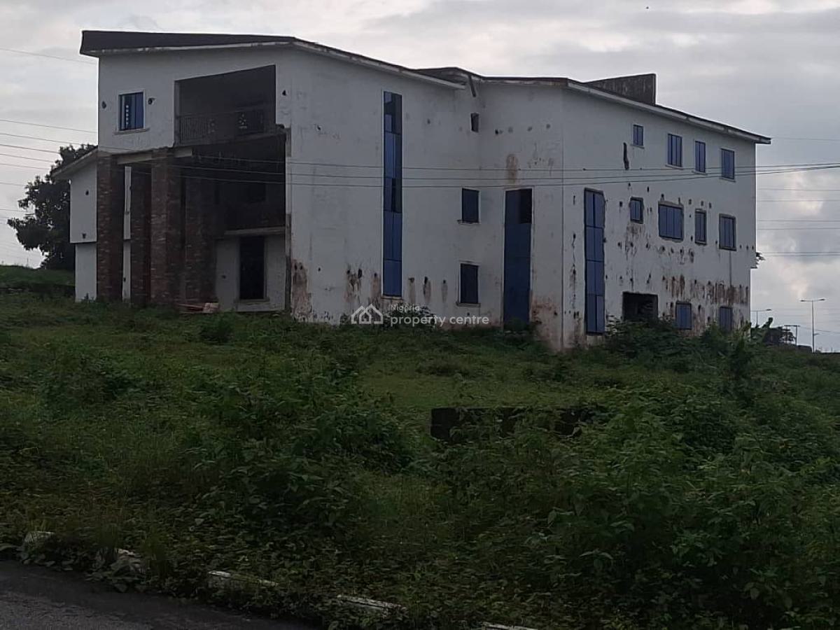 Eight Bedrooms Duplex with Bq, Summit Hills, Calabar, Cross River, Detached Duplex for Sale