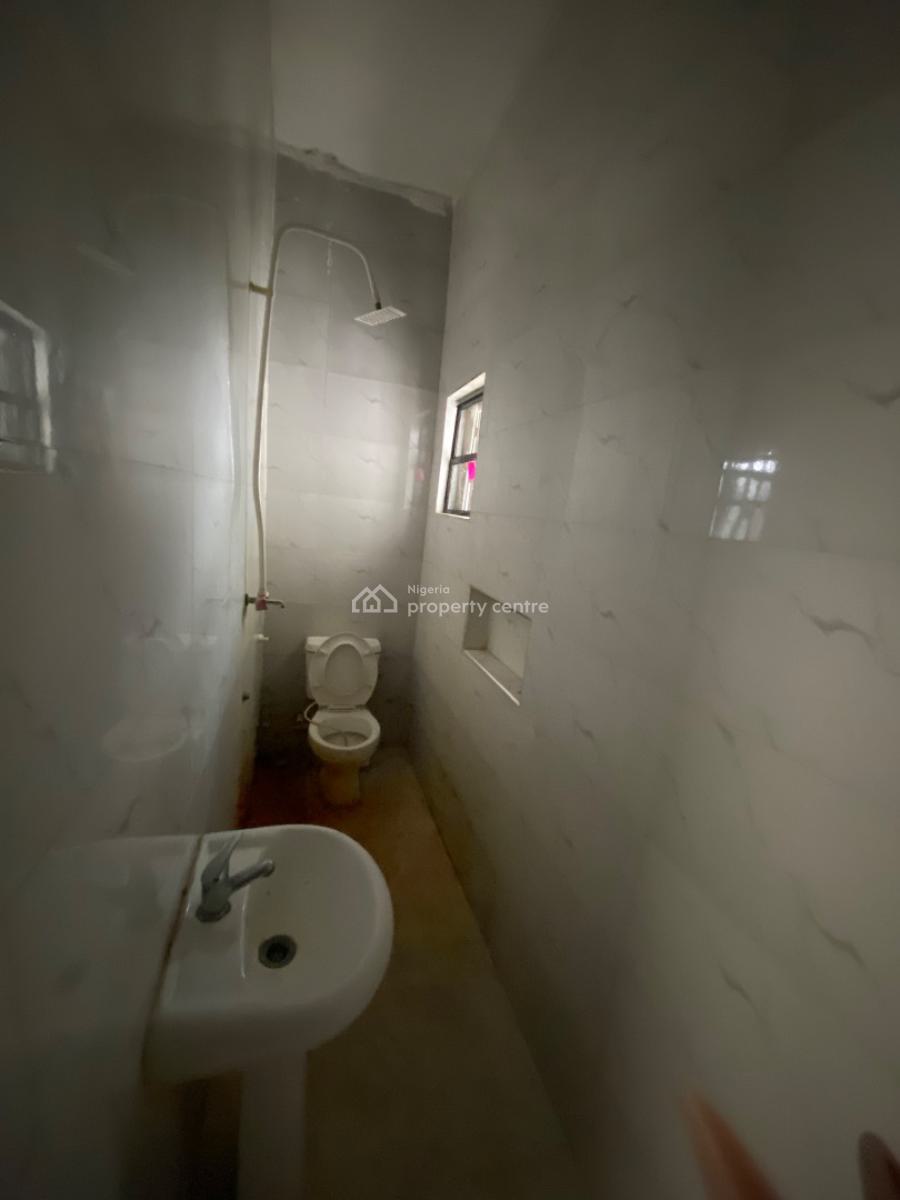 Luxurious Mini Flat in a Secured Estate, Silver Land Estate, Sangotedo, Ajah, Lagos, Mini Flat (room and Parlour) for Rent