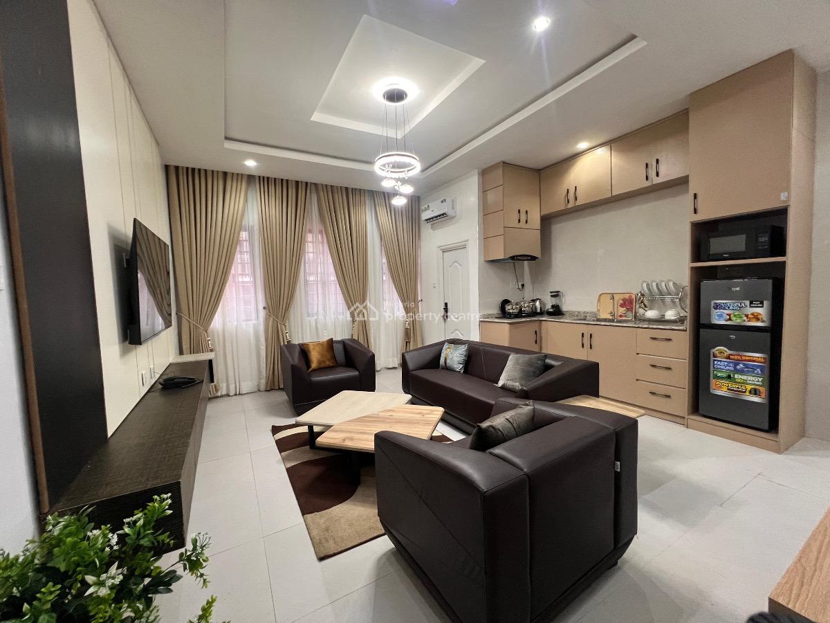 Short Stay (air Bnb) 1 Bedroom Apartment with Swimming Pool & Games, Presidential Estate Gra Port Harcourt, Gra Phase 1, Port Harcourt, Rivers, Flat / Apartment Short Let