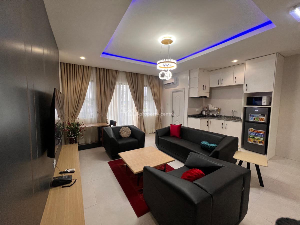 Short Stay (air Bnb) 1 Bedroom Apartment with Swimming Pool & Games, Presidential Estate Gra Port Harcourt, Gra Phase 1, Port Harcourt, Rivers, Flat / Apartment Short Let