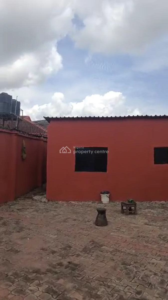 Old 5bedrooms Duplex & Bq 100ft By 110ft Land, Etete Road, Off Adesuwa Road, Gra Benin City, Benin, Oredo, Edo, Detached Duplex for Sale
