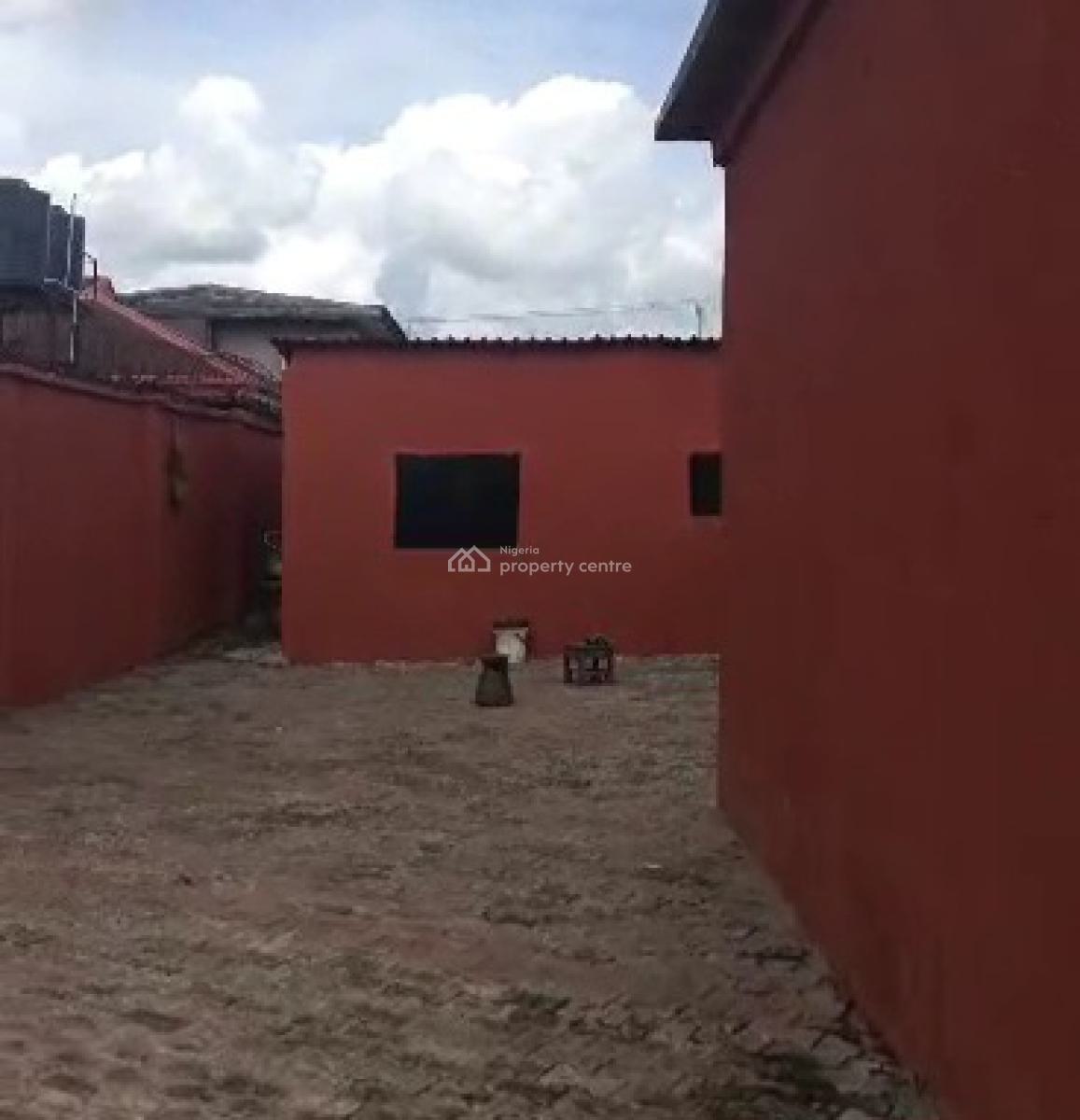 Old 5bedrooms Duplex & Bq 100ft By 110ft Land, Etete Road, Off Adesuwa Road, Gra Benin City, Benin, Oredo, Edo, Detached Duplex for Sale
