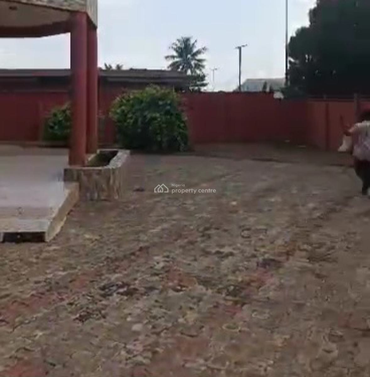 Old 5bedrooms Duplex & Bq 100ft By 110ft Land, Etete Road, Off Adesuwa Road, Gra Benin City, Benin, Oredo, Edo, Detached Duplex for Sale