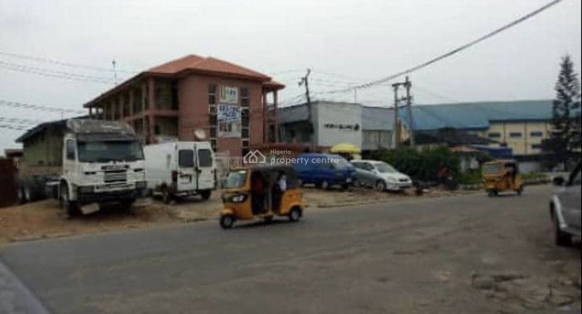 Plaza in a Busy and Strategic Location, Isolo, Lagos, Plaza / Complex / Mall for Sale
