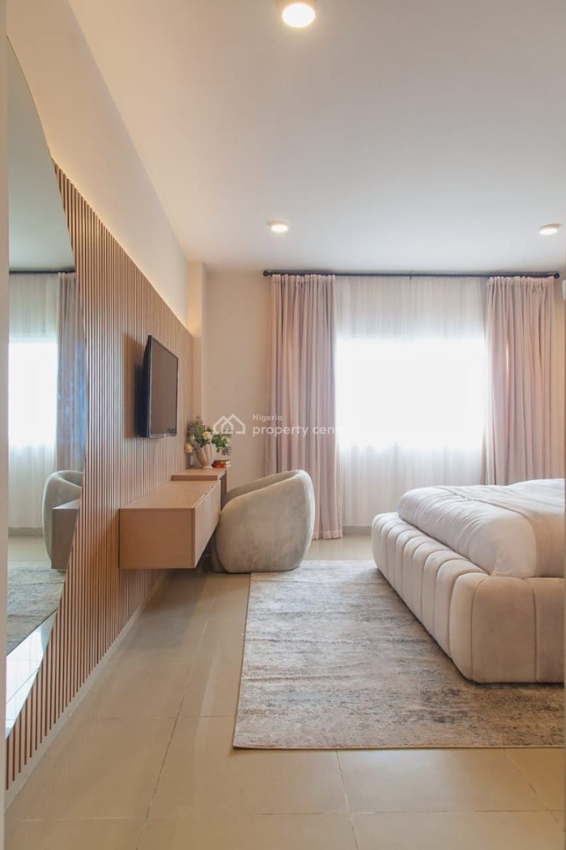3 Bedrooms Apartment with City View, Gerrard Road, Ikoyi, Lagos, Flat / Apartment Short Let