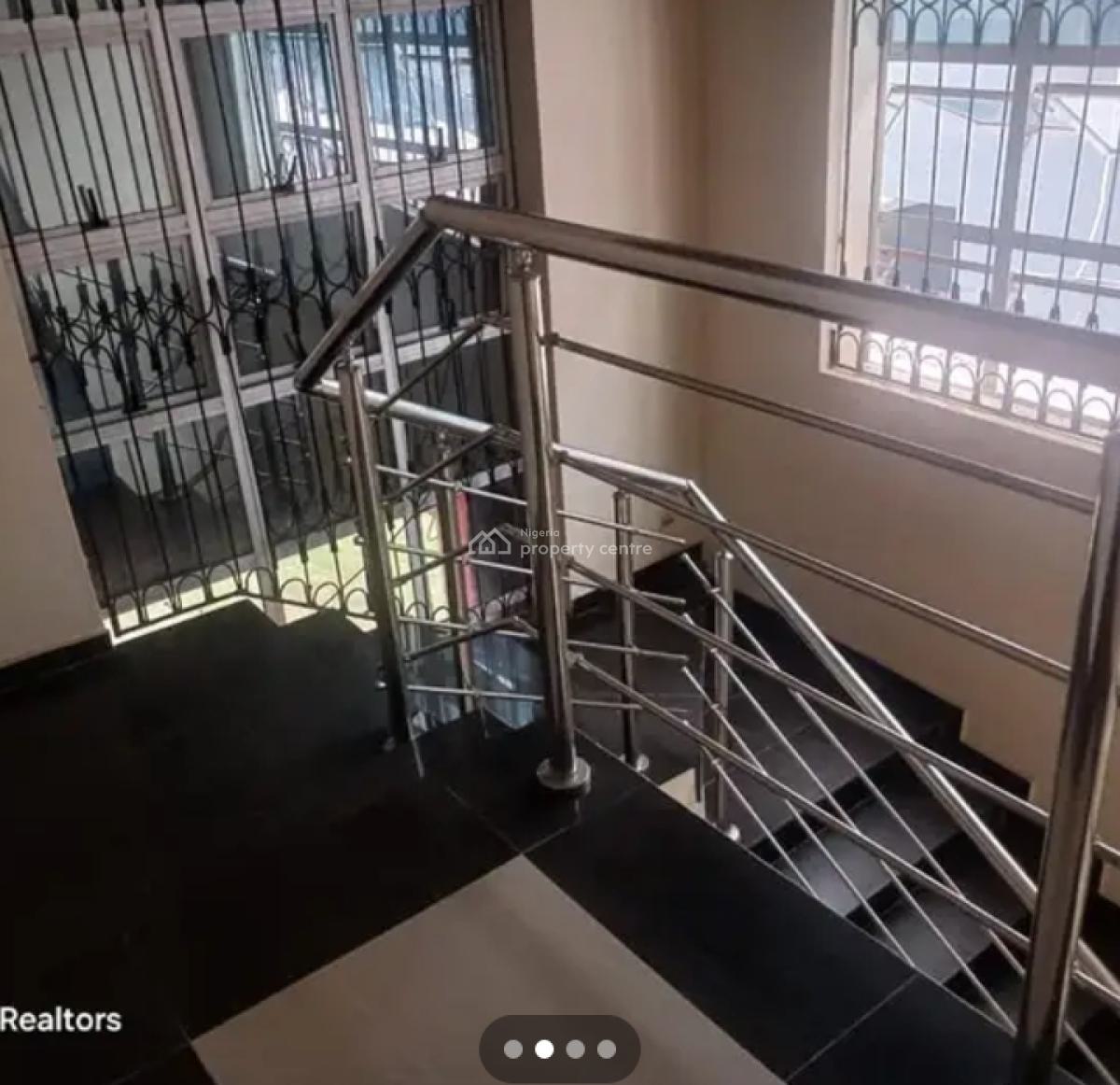 Spacious Office Building with Conference Room, Sango - Eleyele Road, Ibadan, Oyo, Commercial Property for Sale