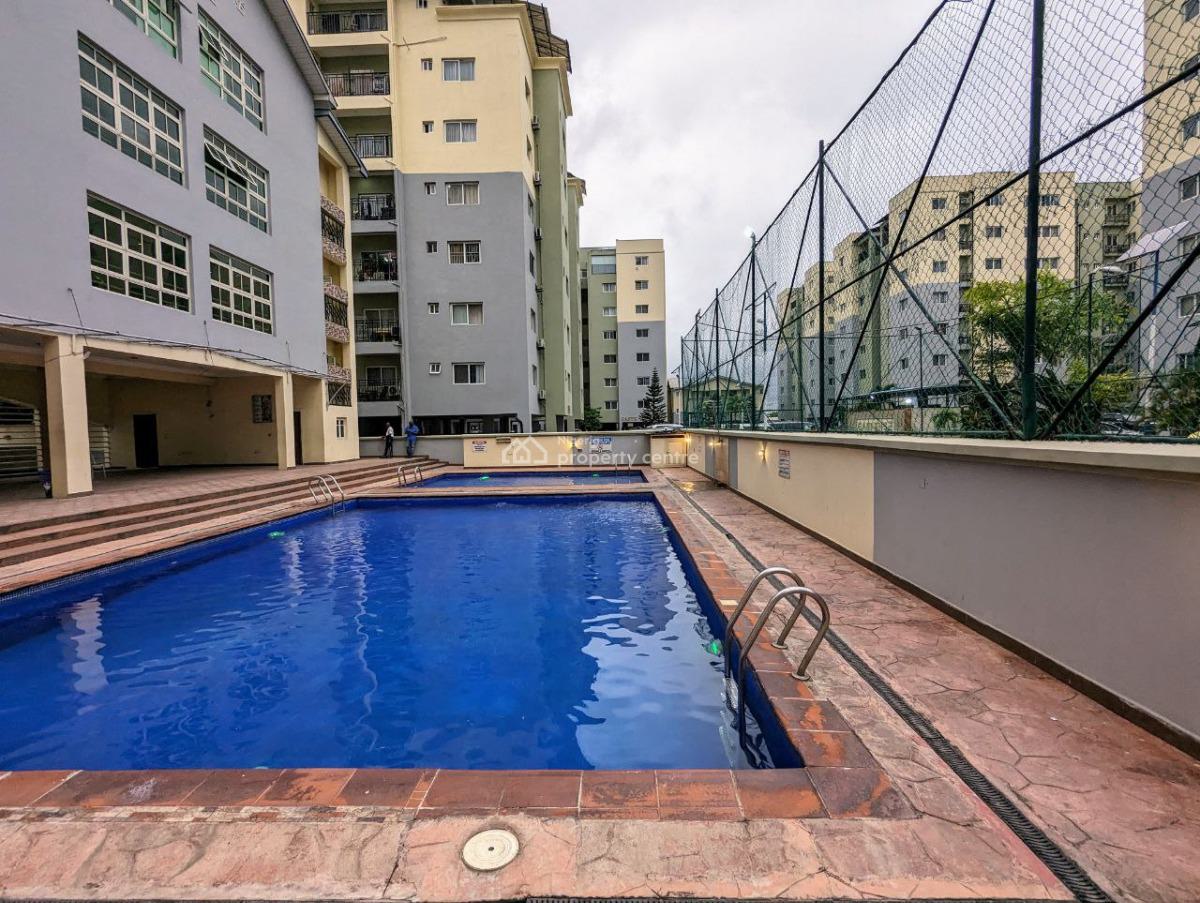 3 Bedroom Apartment with Bq in a Serviced Estate with Elevator, Off Freedom Way, Lekki Phase 1, Lekki, Lagos, Flat / Apartment for Sale