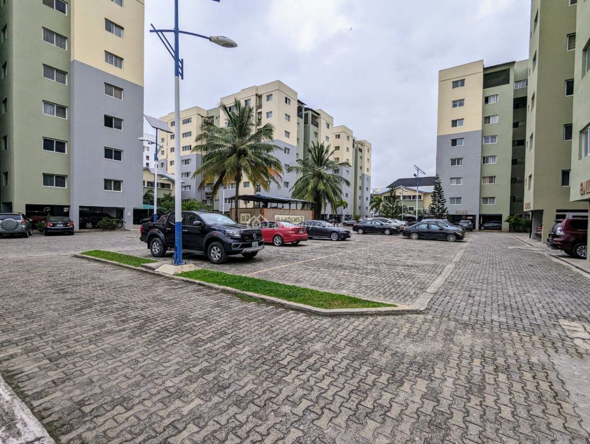 3 Bedroom Apartment with Bq in a Serviced Estate with Elevator, Off Freedom Way, Lekki Phase 1, Lekki, Lagos, Flat / Apartment for Sale