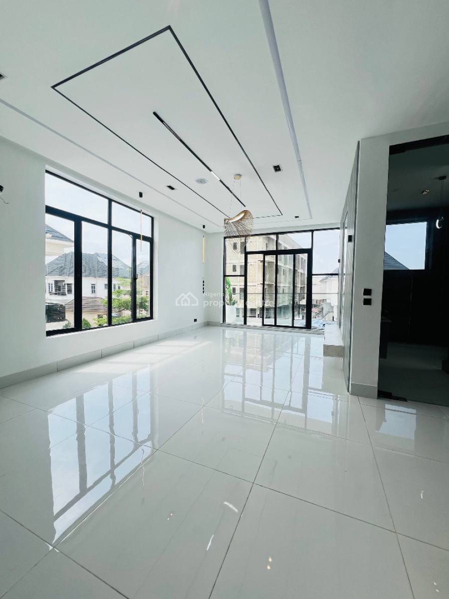 5 Bedrooms Fully Detached Duplex + Bq, Gym & Pool, Lekki, Lagos, Detached Duplex for Sale