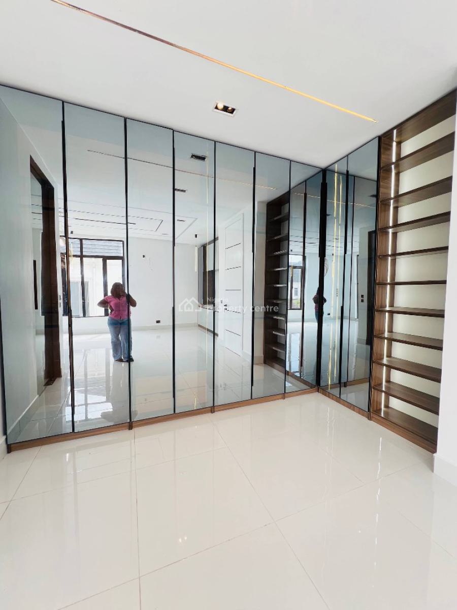 5 Bedrooms Fully Detached Duplex + Bq, Gym & Pool, Lekki, Lagos, Detached Duplex for Sale
