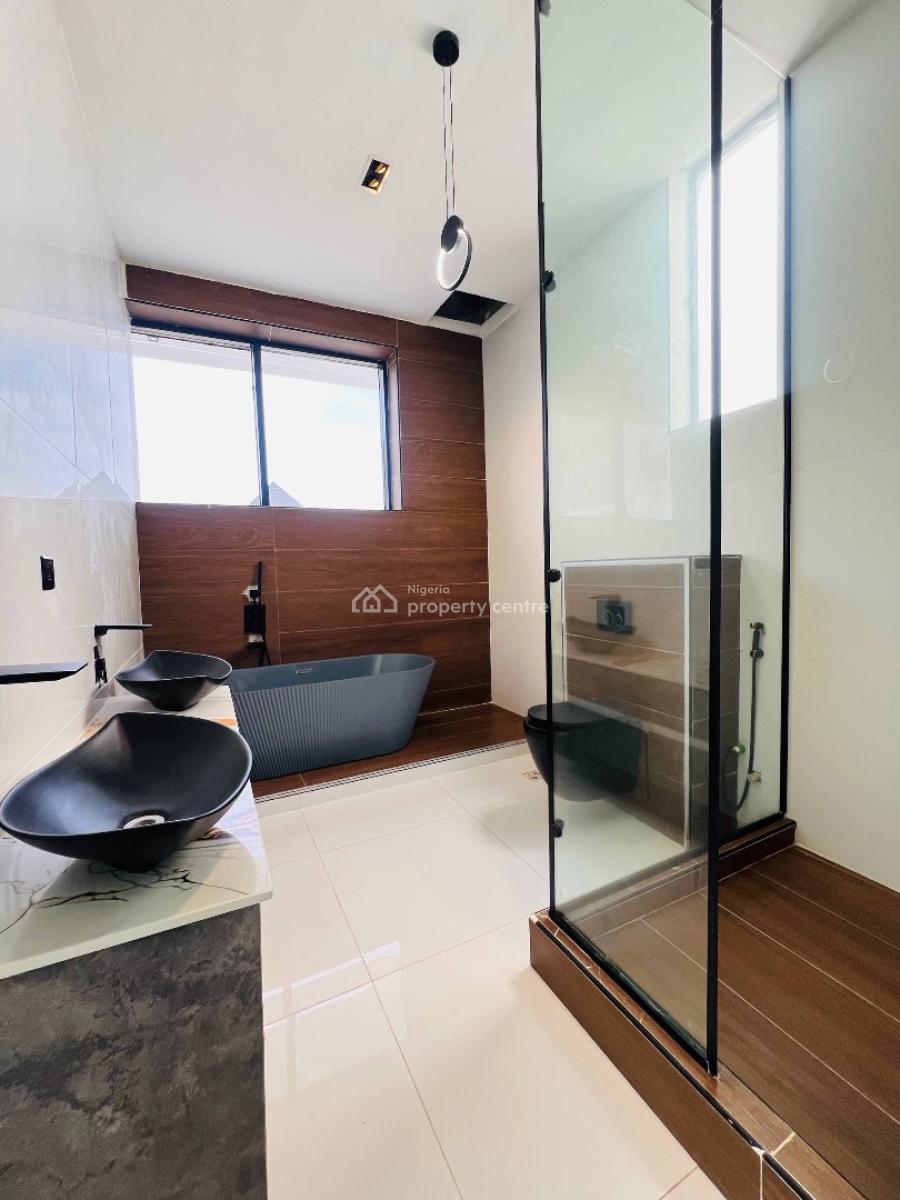5 Bedrooms Fully Detached Duplex + Bq, Gym & Pool, Lekki, Lagos, Detached Duplex for Sale