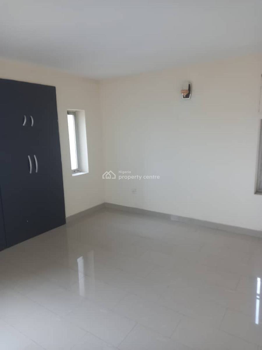 Block of 24 Units of 2 Bedroom Flat Each with 1 Room Bq Each, Surulere, Eric Moore, Surulere, Lagos, Block of Flats for Sale