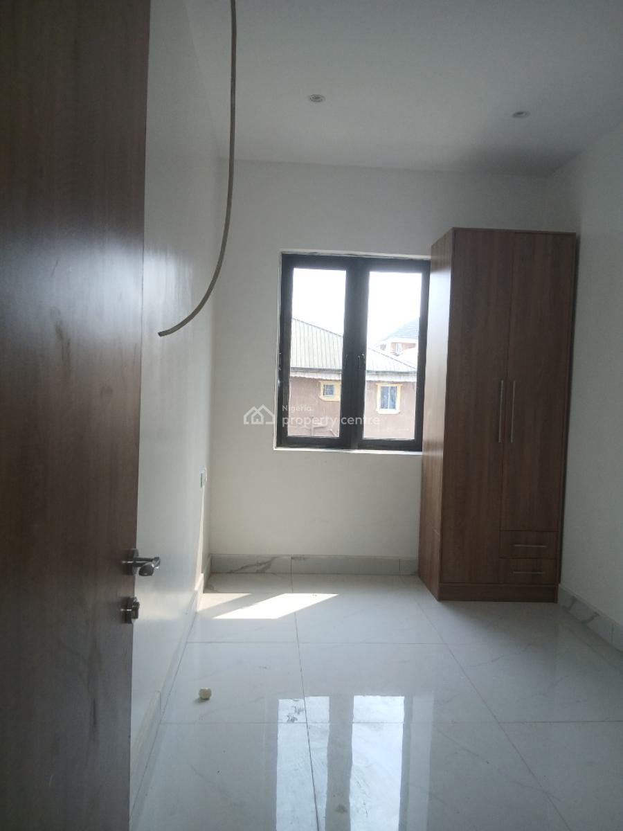 Luxury New 3 Bedrooms + Bq, Yaba, Lagos, Flat / Apartment for Rent