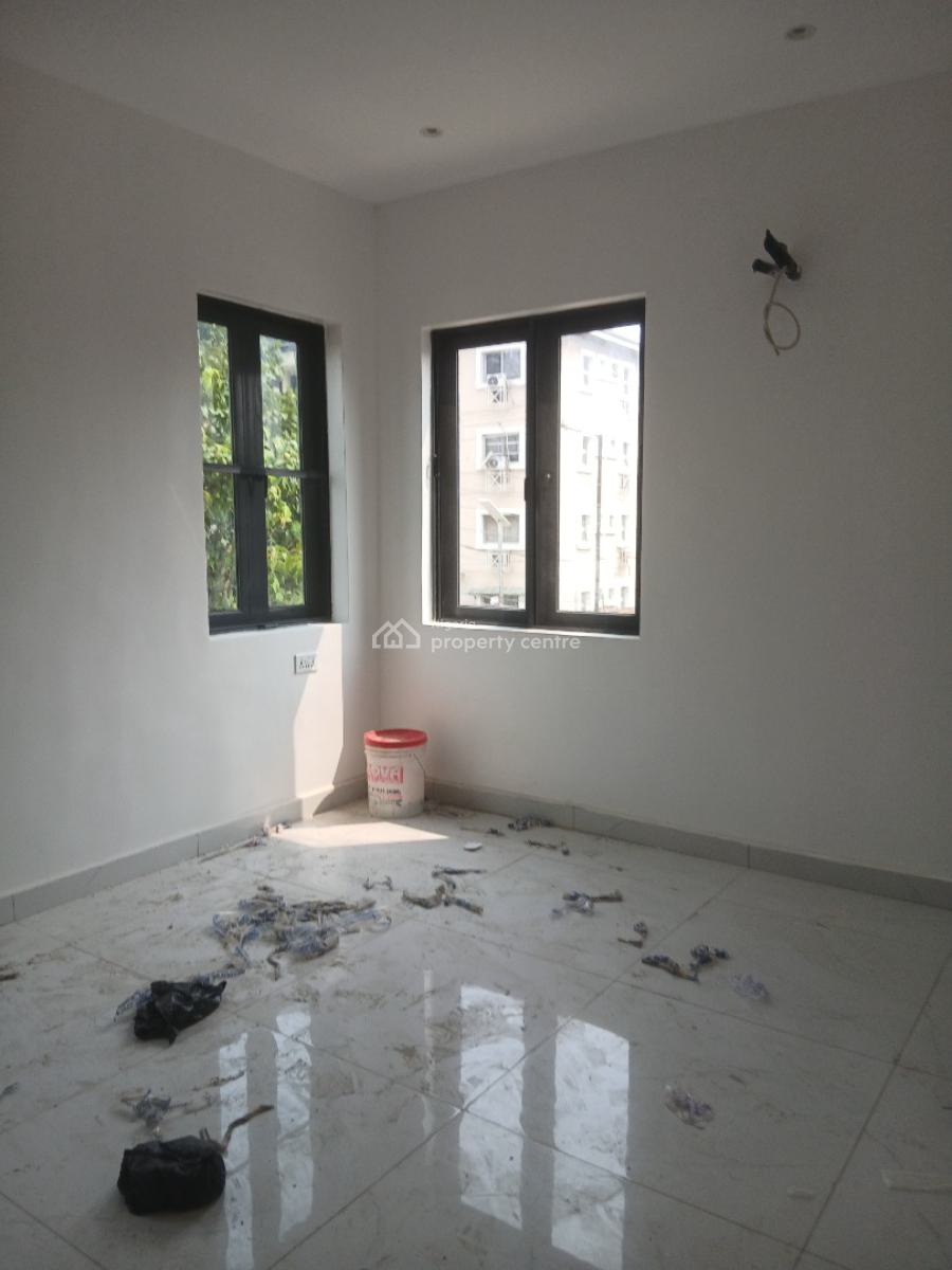 Luxury New 3 Bedrooms + Bq, Yaba, Lagos, Flat / Apartment for Rent