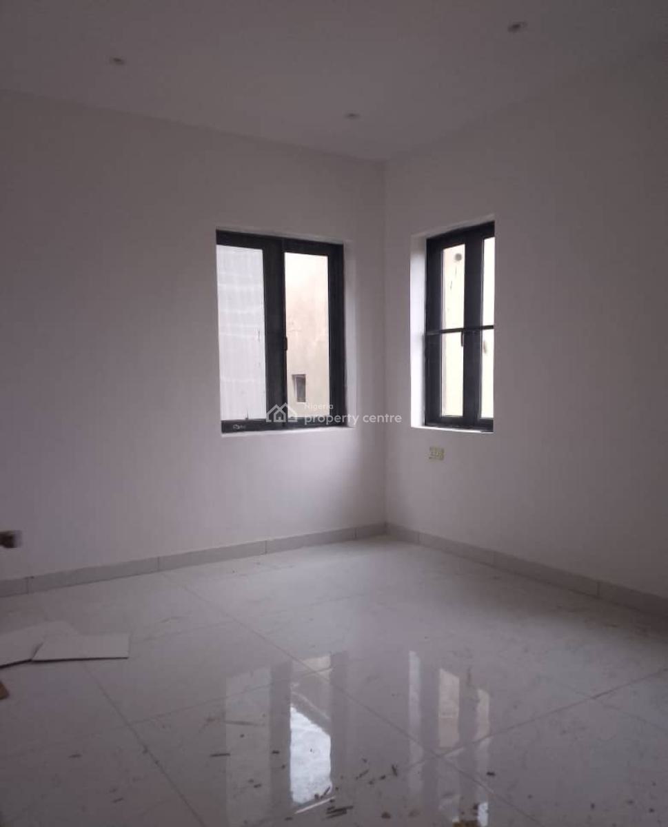 Luxury New 3 Bedrooms + Bq, Yaba, Lagos, Flat / Apartment for Rent