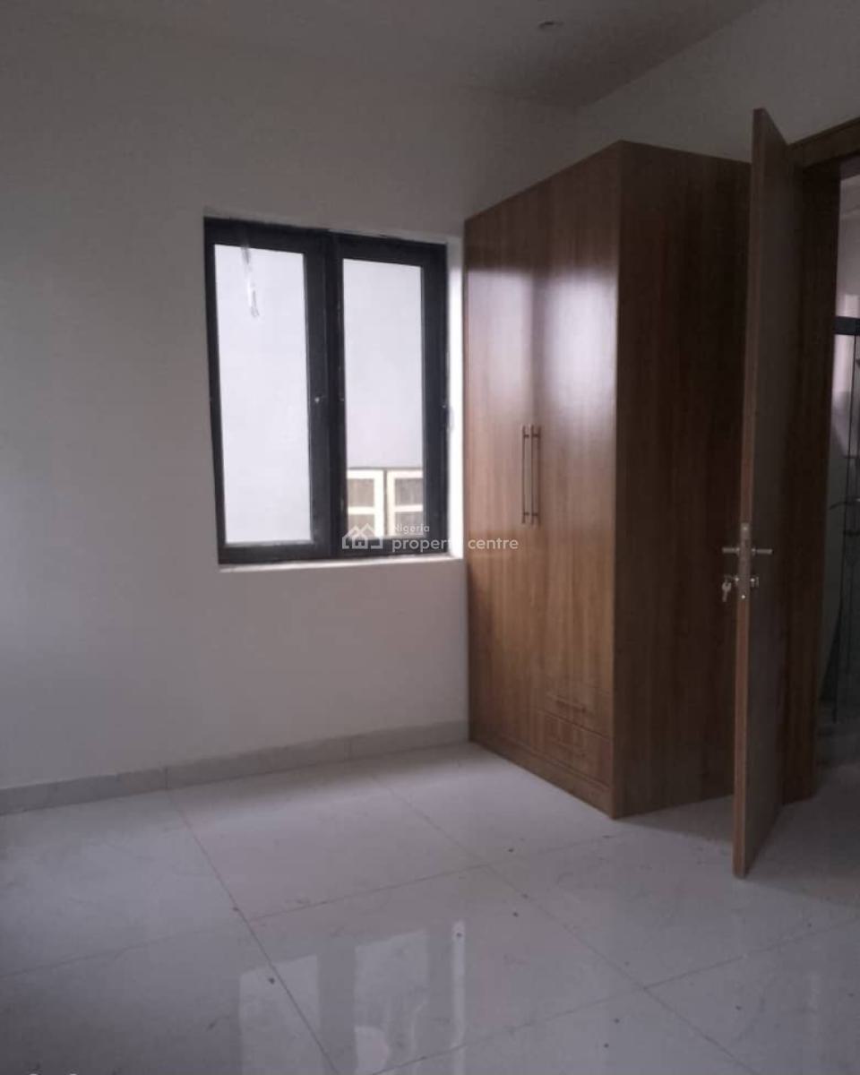 Luxury New 3 Bedrooms + Bq, Yaba, Lagos, Flat / Apartment for Rent