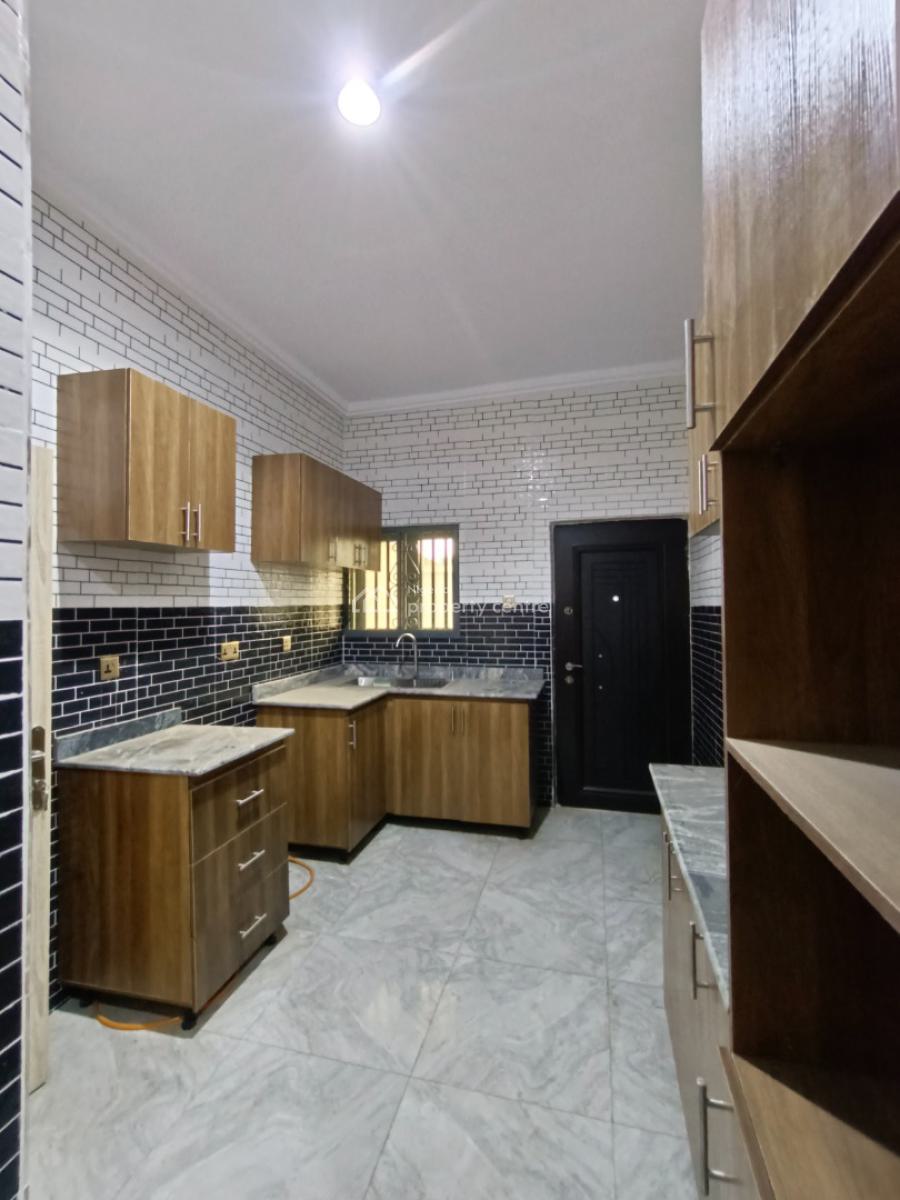 Luxury Units of 2 Bedrooms Flat with Sweet Modern Facilities, Lapade, Ologuneru, Ibadan, Oyo, Flat / Apartment for Rent