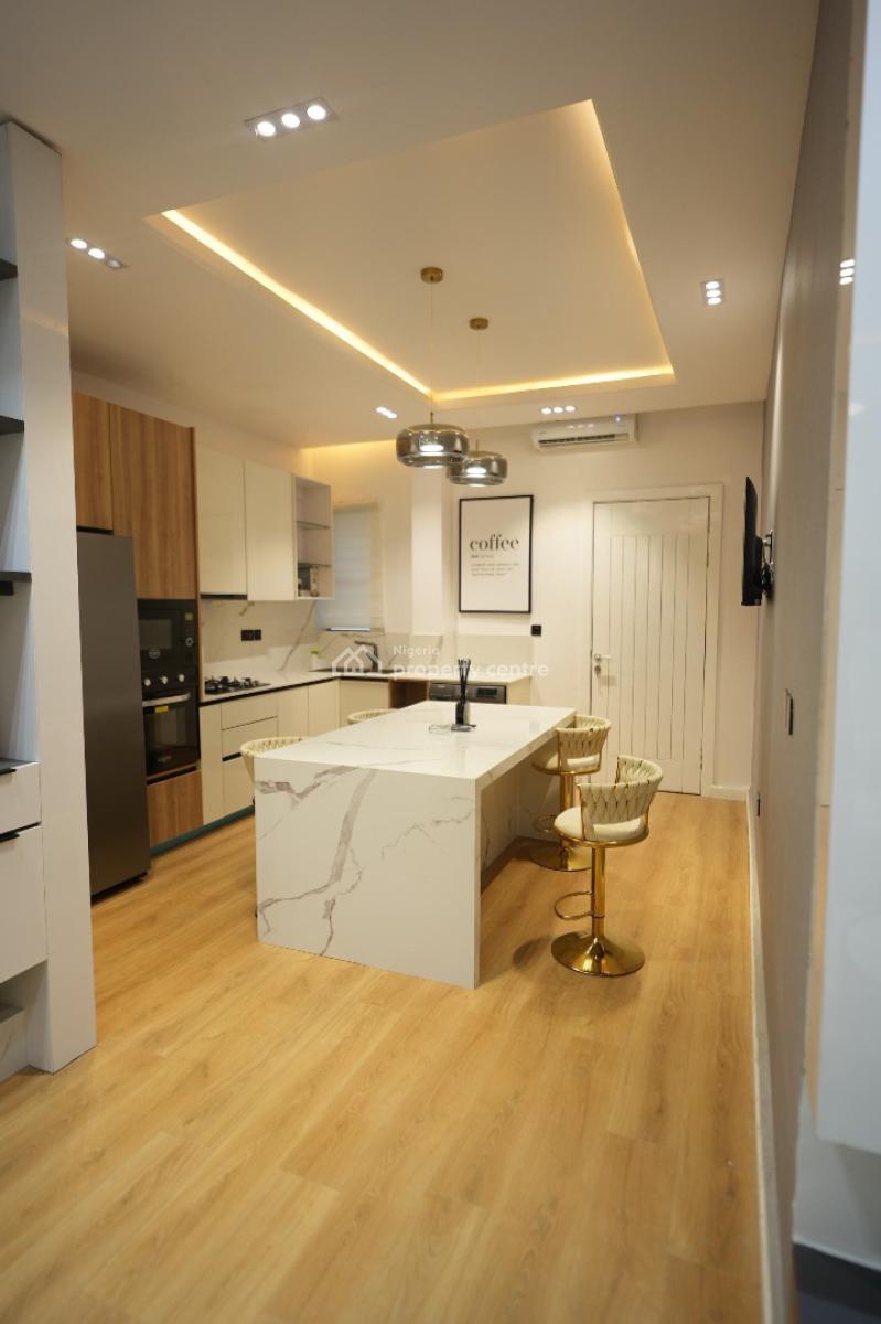 Luxury 2 Bedrooms Maisonette Apartment, Lekki Phase 1, Lekki, Lagos, Flat / Apartment Short Let