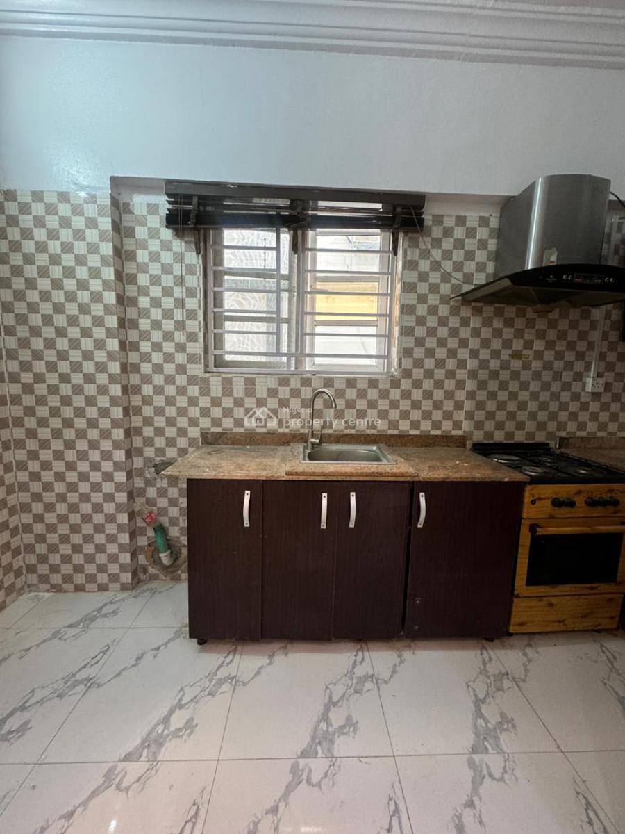 3 Bedroom Apartment + Bq in Lekki Phase 1, Lekki Phase 1, Lekki, Lagos, Flat / Apartment for Rent