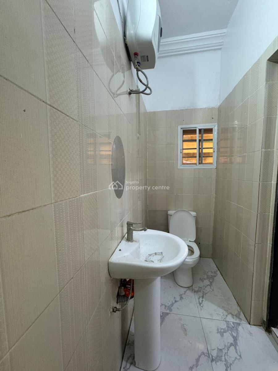 3 Bedroom Apartment + Bq in Lekki Phase 1, Lekki Phase 1, Lekki, Lagos, Flat / Apartment for Rent