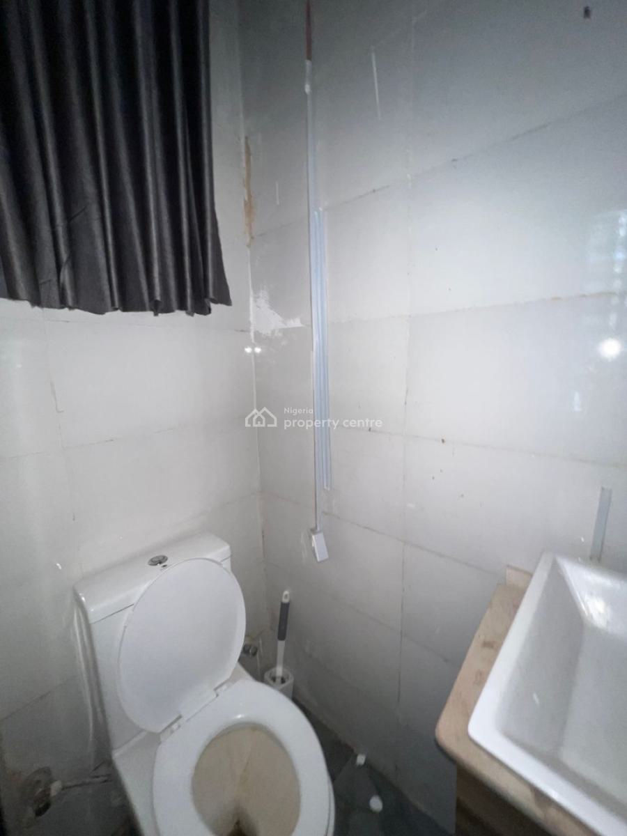 Well Managed Full Service Mini Flat Apartment in a a Secured Estate Wi, Royal Pine Estate Orchid Road Lekki Lagos, Lekki, Lagos, Mini Flat (room and Parlour) for Rent