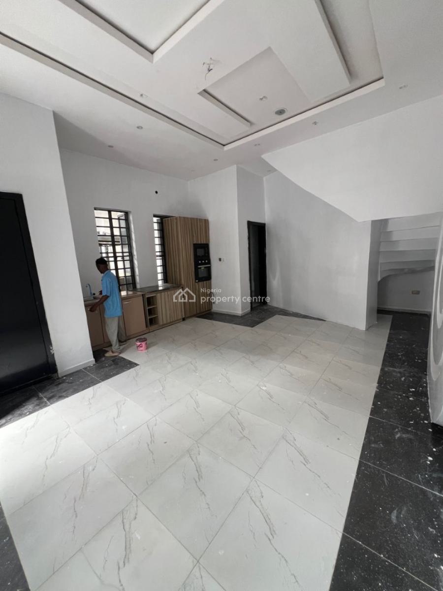 Well Managed Full Service Mini Flat Apartment in a a Secured Estate Wi, Royal Pine Estate Orchid Road Lekki Lagos, Lekki, Lagos, Mini Flat (room and Parlour) for Rent