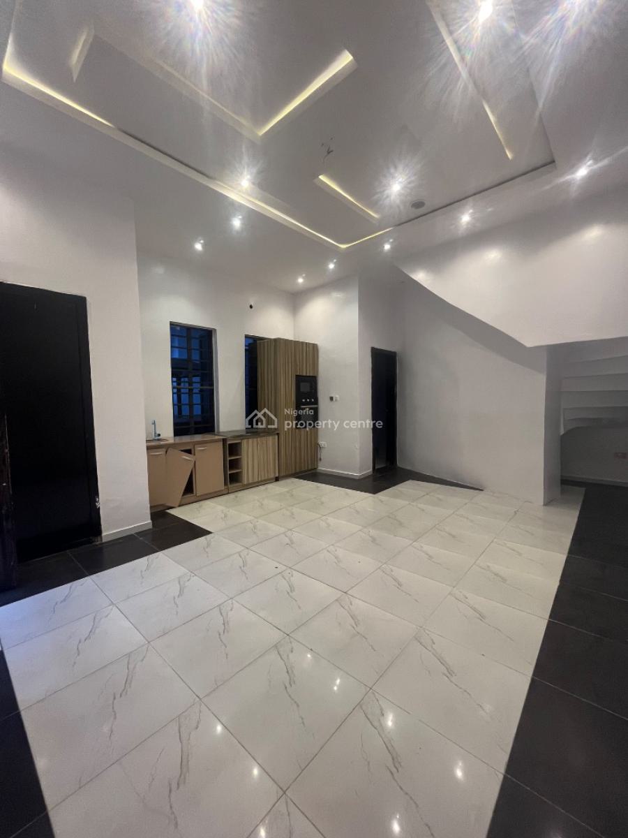 Well Managed, Fully Serviced Mini Flat in a Secured Estate, Royal Pine Estate, Orchid Road, Lekki, Lagos, Mini Flat (room and Parlour) for Rent