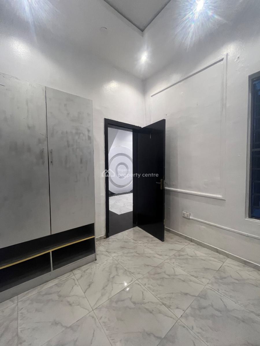 Well Managed, Fully Serviced Mini Flat in a Secured Estate, Royal Pine Estate, Orchid Road, Lekki, Lagos, Mini Flat (room and Parlour) for Rent