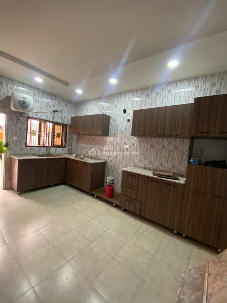 Luxury Spacious 3 Bedroom Apartment, By Sahara 4, Lokogoma District, Abuja, Flat / Apartment for Rent