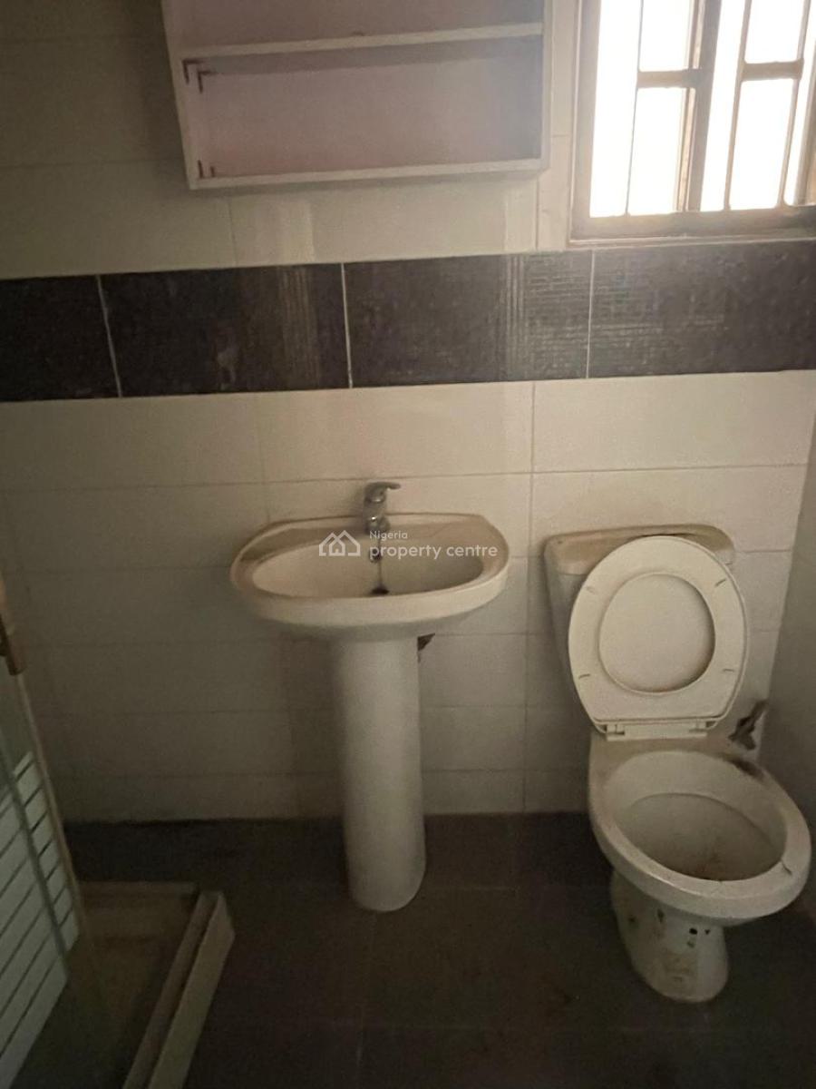 4-bedroom Semi-detached Duplex in a Separate Compound, Off Admiralty Way, Lekki Phase 1, Lekki, Lagos, Flat / Apartment for Rent