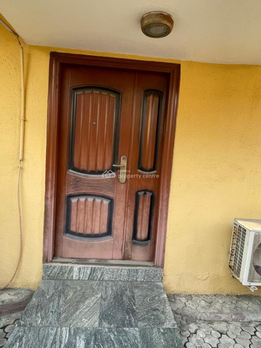 4-bedroom Semi-detached Duplex in a Separate Compound, Off Admiralty Way, Lekki Phase 1, Lekki, Lagos, Flat / Apartment for Rent