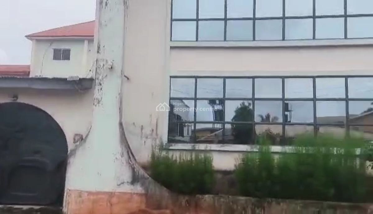 5bedrooms Duplex & a Bq 100ft By 167ft Land (1500sqtrs), Airport Road, Close to Airport Gra, Benin, Oredo, Edo, Detached Duplex for Sale