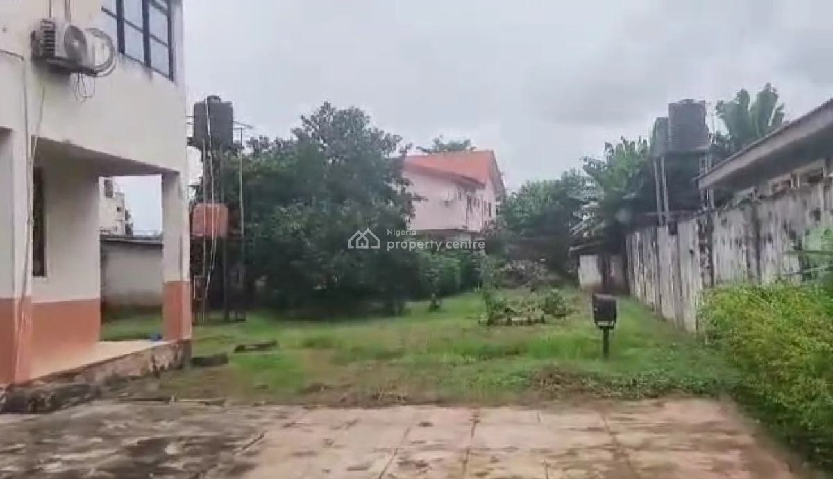 5bedrooms Duplex & a Bq 100ft By 167ft Land (1500sqtrs), Airport Road, Close to Airport Gra, Benin, Oredo, Edo, Detached Duplex for Sale