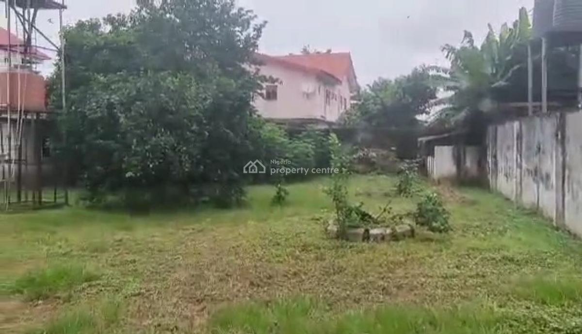 5bedrooms Duplex & a Bq 100ft By 167ft Land (1500sqtrs), Airport Road, Close to Airport Gra, Benin, Oredo, Edo, Detached Duplex for Sale