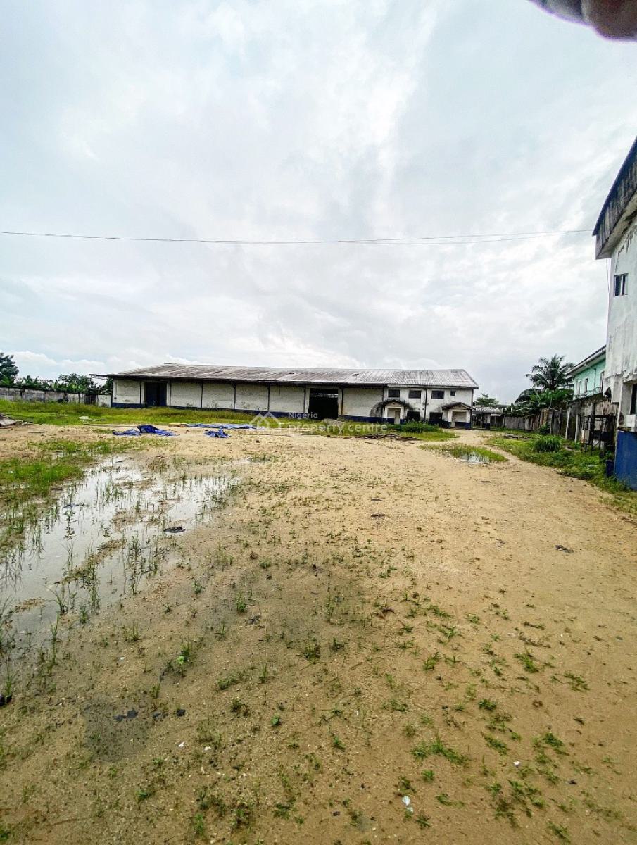 Warehouse Measuring About 1475 Sqm with Over 10 Rooms Office Space, Elimgbu Eneka Major Expressway, Port Harcourt, Rivers, Warehouse for Rent