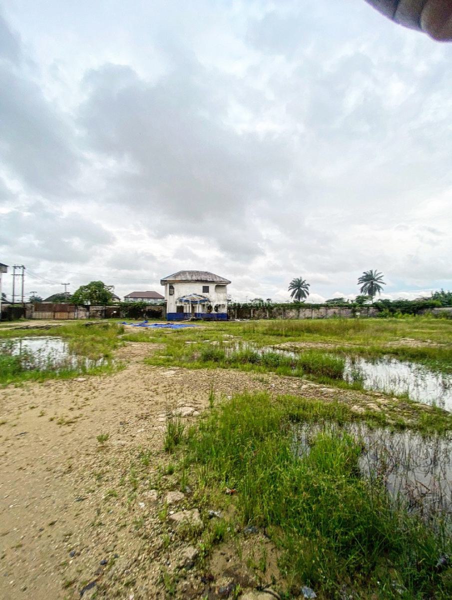 Warehouse Measuring About 1475 Sqm with Over 10 Rooms Office Space, Elimgbu Eneka Major Expressway, Port Harcourt, Rivers, Warehouse for Rent