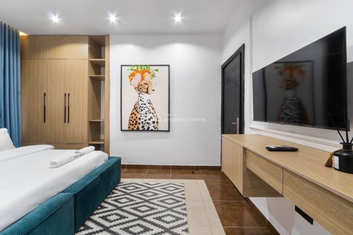 Luxury 2 Bedrooms Apartment with Private Cinema, Snooker, Gym & Pool, Victoria Island (vi), Lagos, Flat / Apartment Short Let