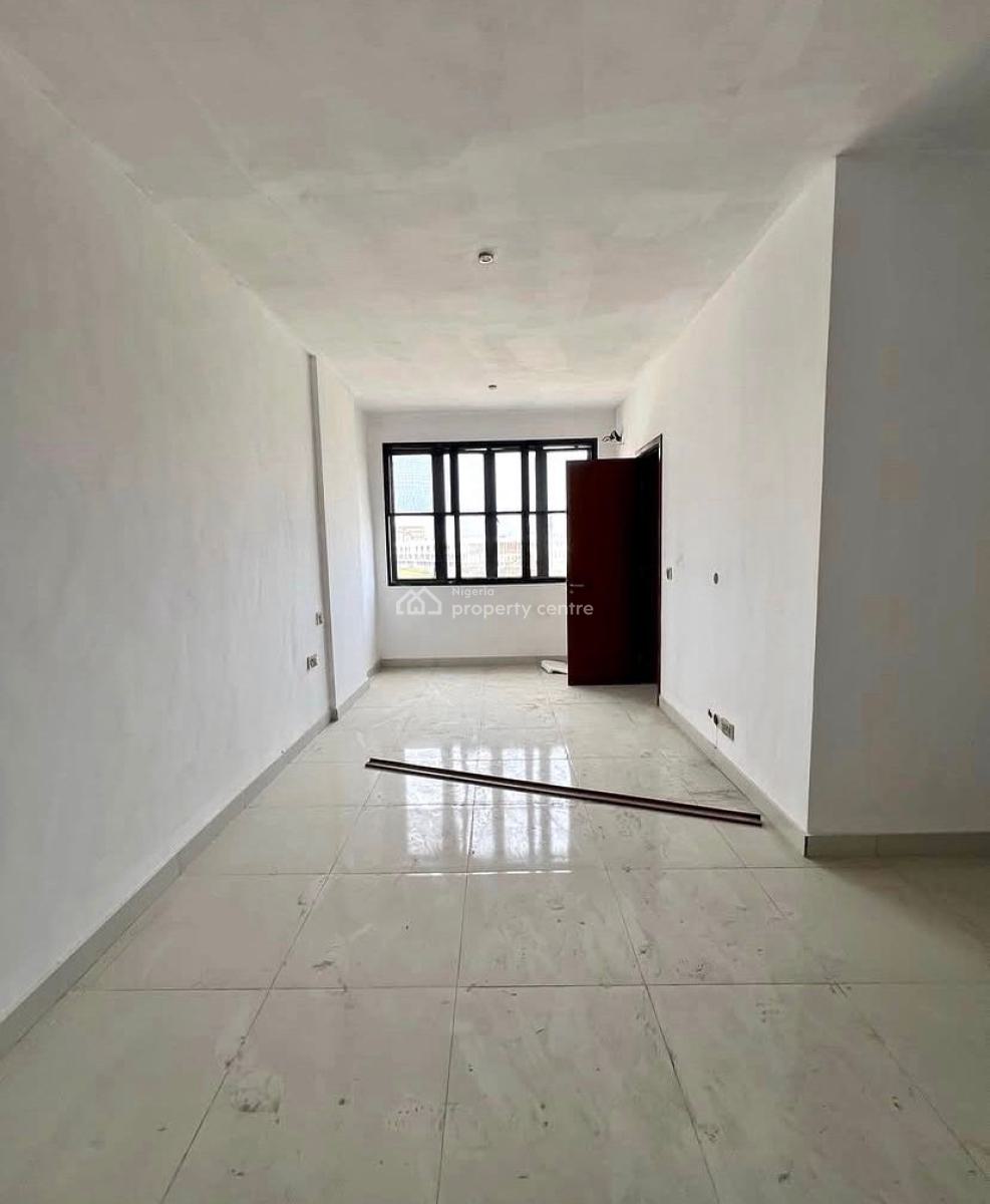 Clean 2 Bedroom Maisonnette in a Secured Estate, Lekki Phase 1, Lekki, Lagos, House for Rent