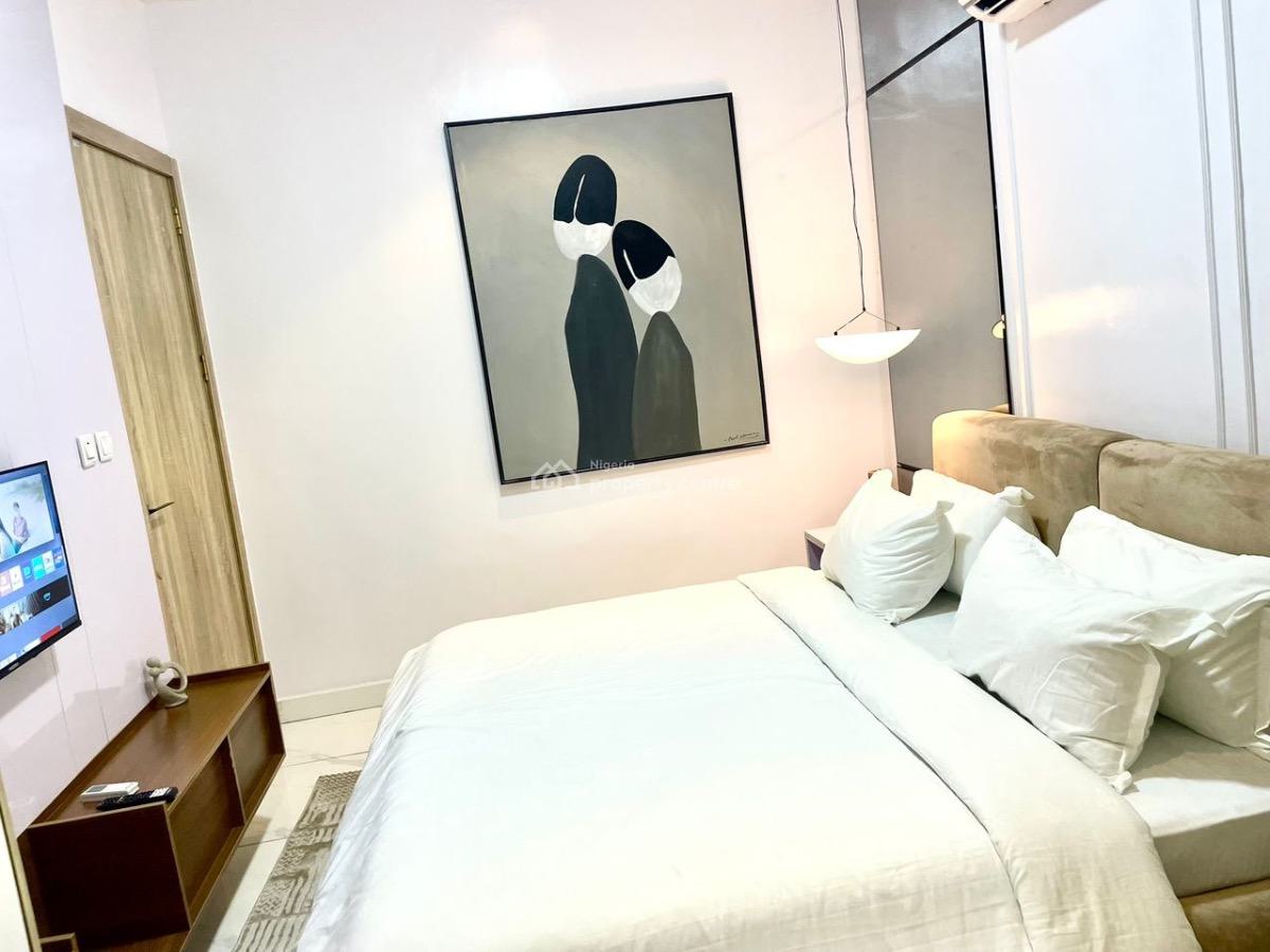 Luxury 2 Bedroom Apartment with Ps5 & 24 Hours Electricity, Chevron, Lekki, Lagos, Flat / Apartment Short Let