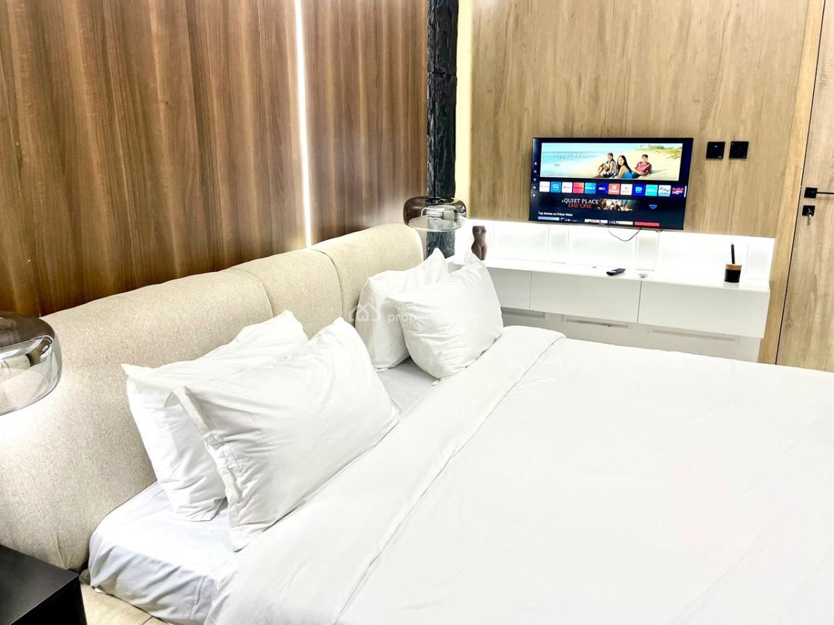 Luxury 2 Bedroom Apartment with Ps5 & 24 Hours Electricity, Chevron, Lekki, Lagos, Flat / Apartment Short Let