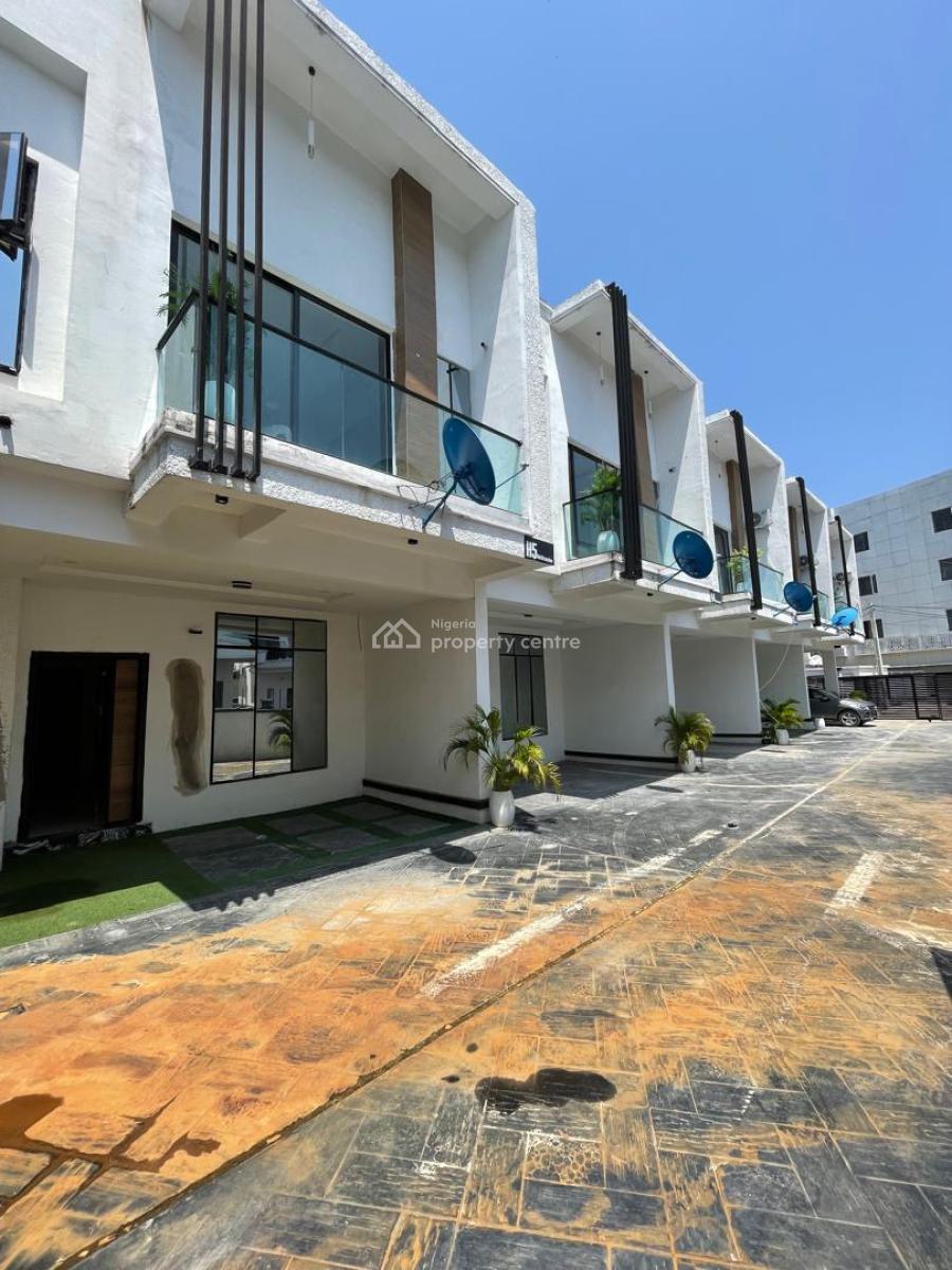 Luxury 4 Bedrooms, Ikota Gra, Lekki, Lagos, Terraced Duplex for Sale