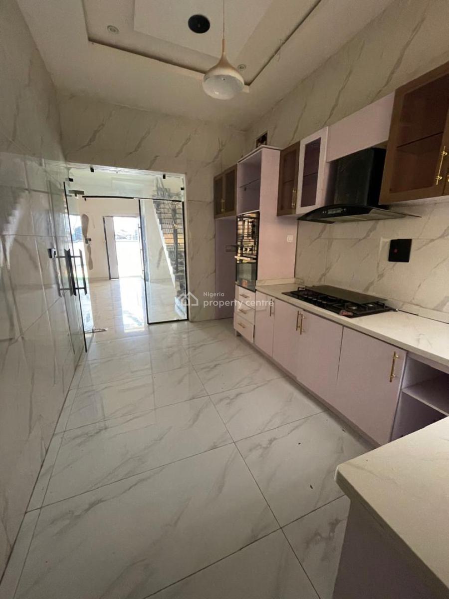 Luxury 4 Bedrooms, Ikota Gra, Lekki, Lagos, Terraced Duplex for Sale