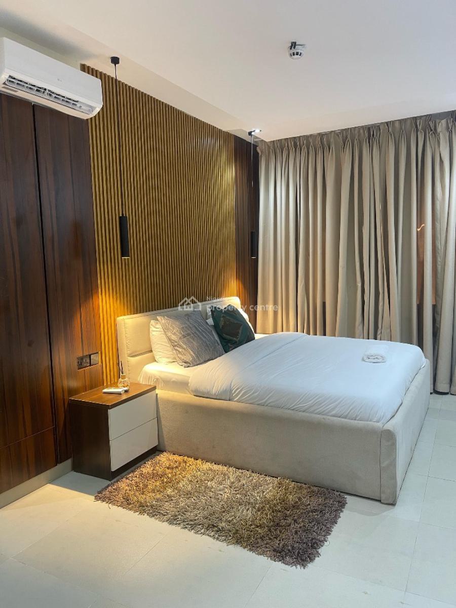 Minimalist Two 2 Bedroom Waterfront/cityview Apartment with Balcony, Lekki Phase 1, Lekki, Lagos, Flat / Apartment Short Let