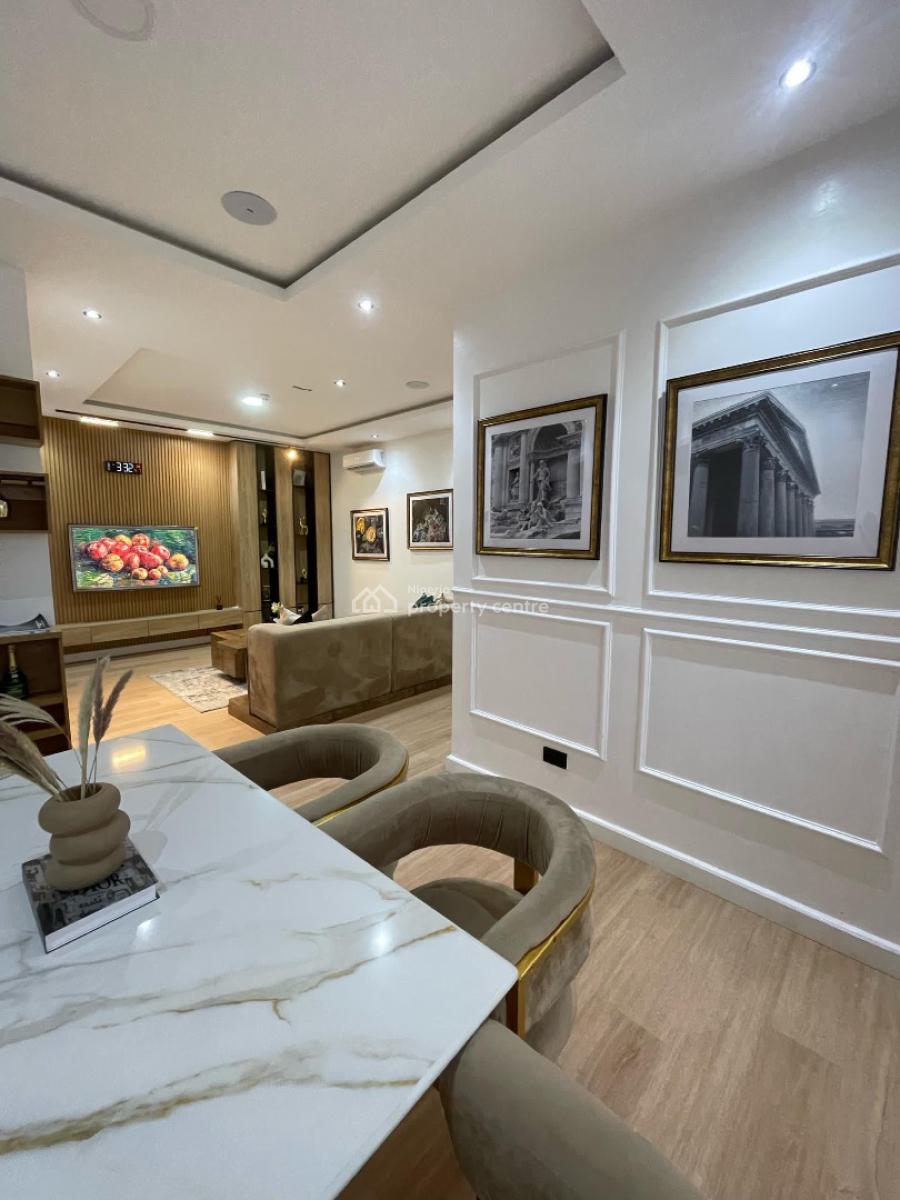 Minimalist Two 2 Bedroom Waterfront/cityview Apartment with Balcony, Lekki Phase 1, Lekki, Lagos, Flat / Apartment Short Let