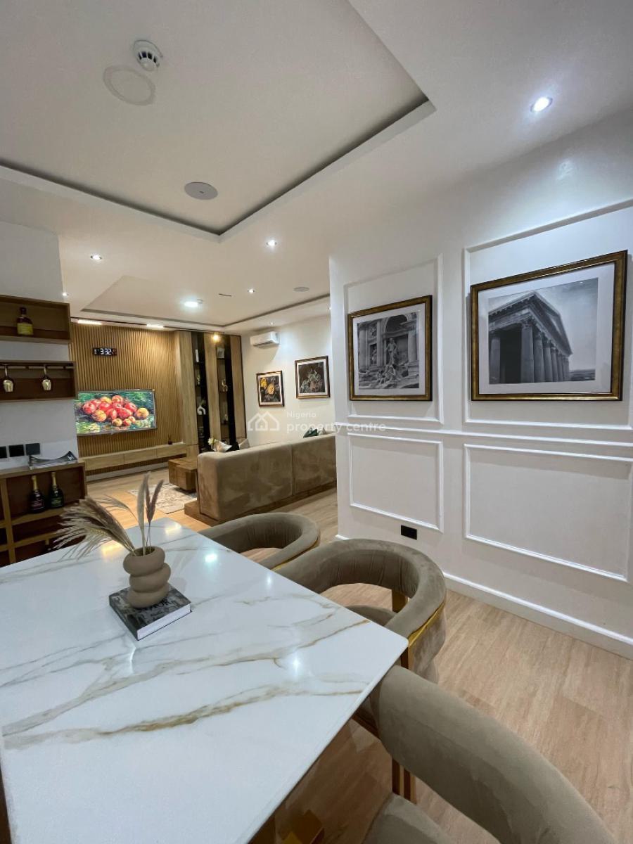 Minimalist Two 2 Bedroom Waterfront/cityview Apartment with Balcony, Lekki Phase 1, Lekki, Lagos, Flat / Apartment Short Let